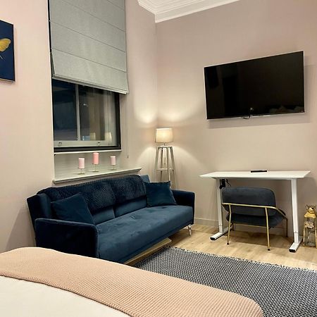 Stunning 2 Bed Apartment In Greater Manchester Exterior foto