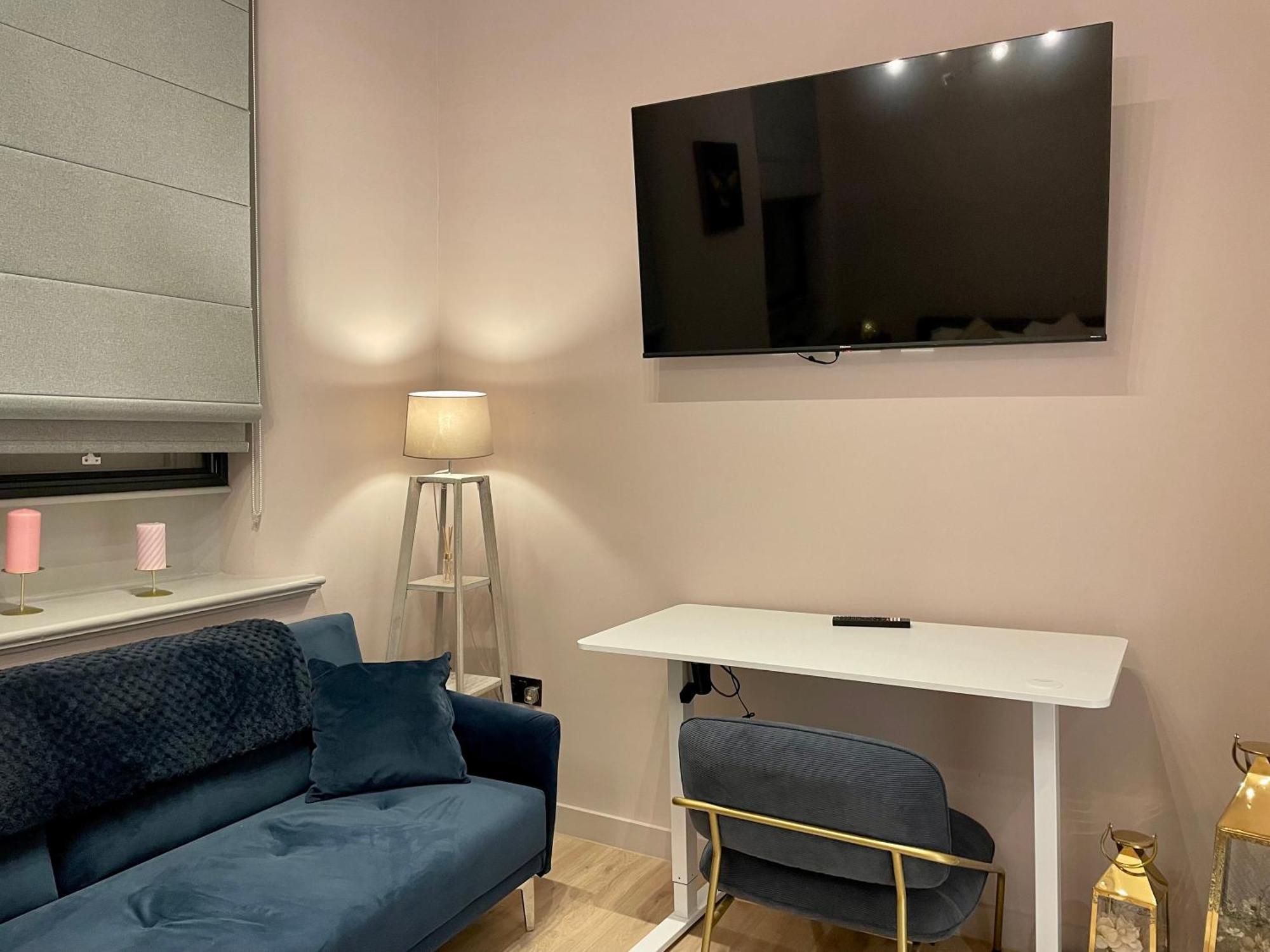 Stunning 2 Bed Apartment In Greater Manchester Exterior foto